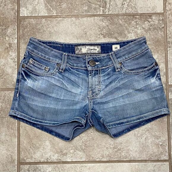 BKE Starlite Low Rise Denim Shorts 26 Stretch Distressed Embroidered EUC - Picture 4 of 12